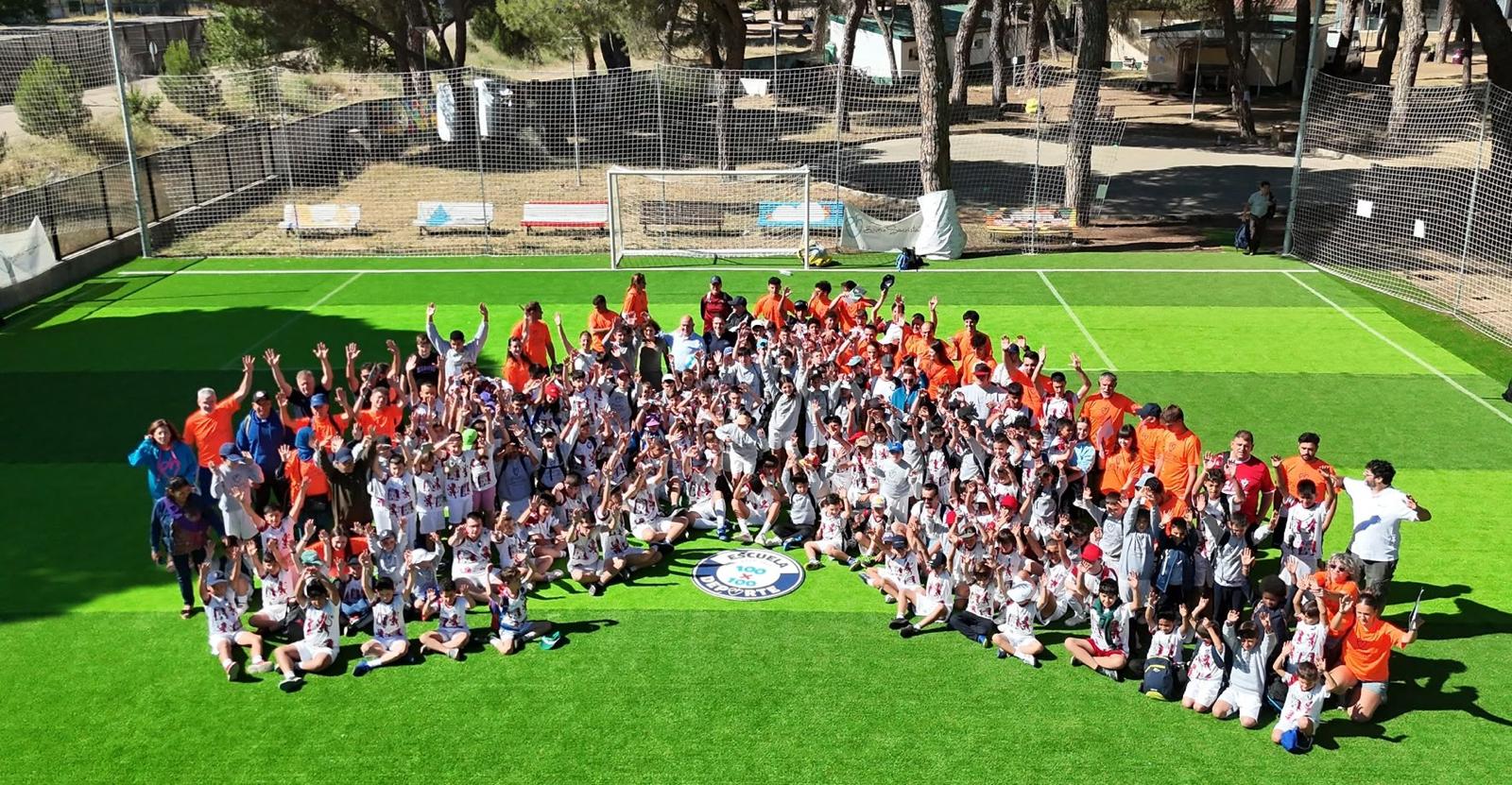 Más de 200 niños de toda Castilla y León participan en la Fiesta de Fin de Curso de la Escuela 100x100 Deporte en el Pinar de Antequera